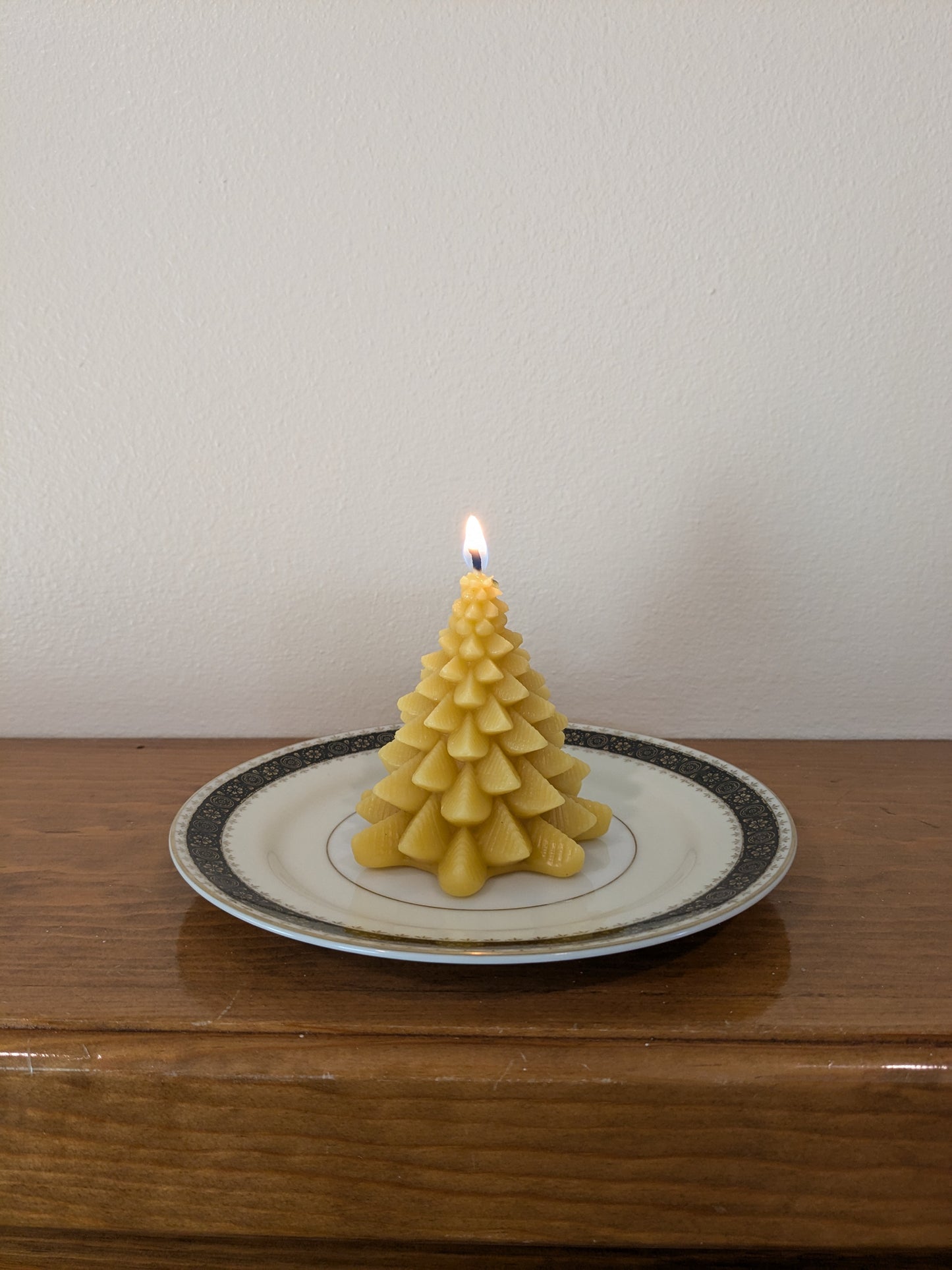 Tree - Fat Pine Christmas Tree 100% Beeswax Candle