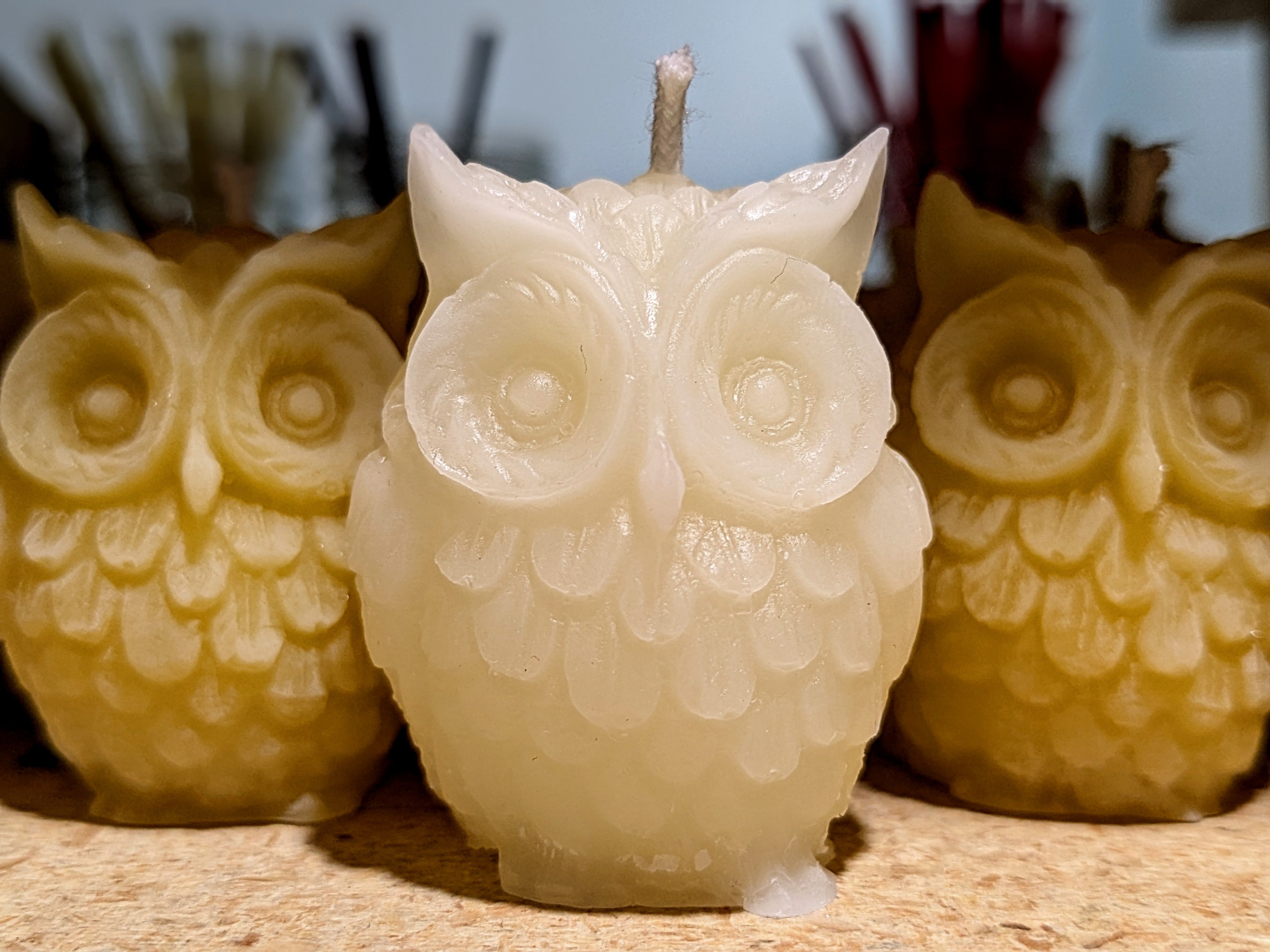 Small Owl Candle - 100% Beeswax – Lux Christi Candle Company